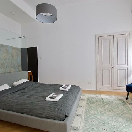 Luxury Apartment By Hi5 - Oktober 6 Street Βουδαπέστη Εξωτερικό φωτογραφία