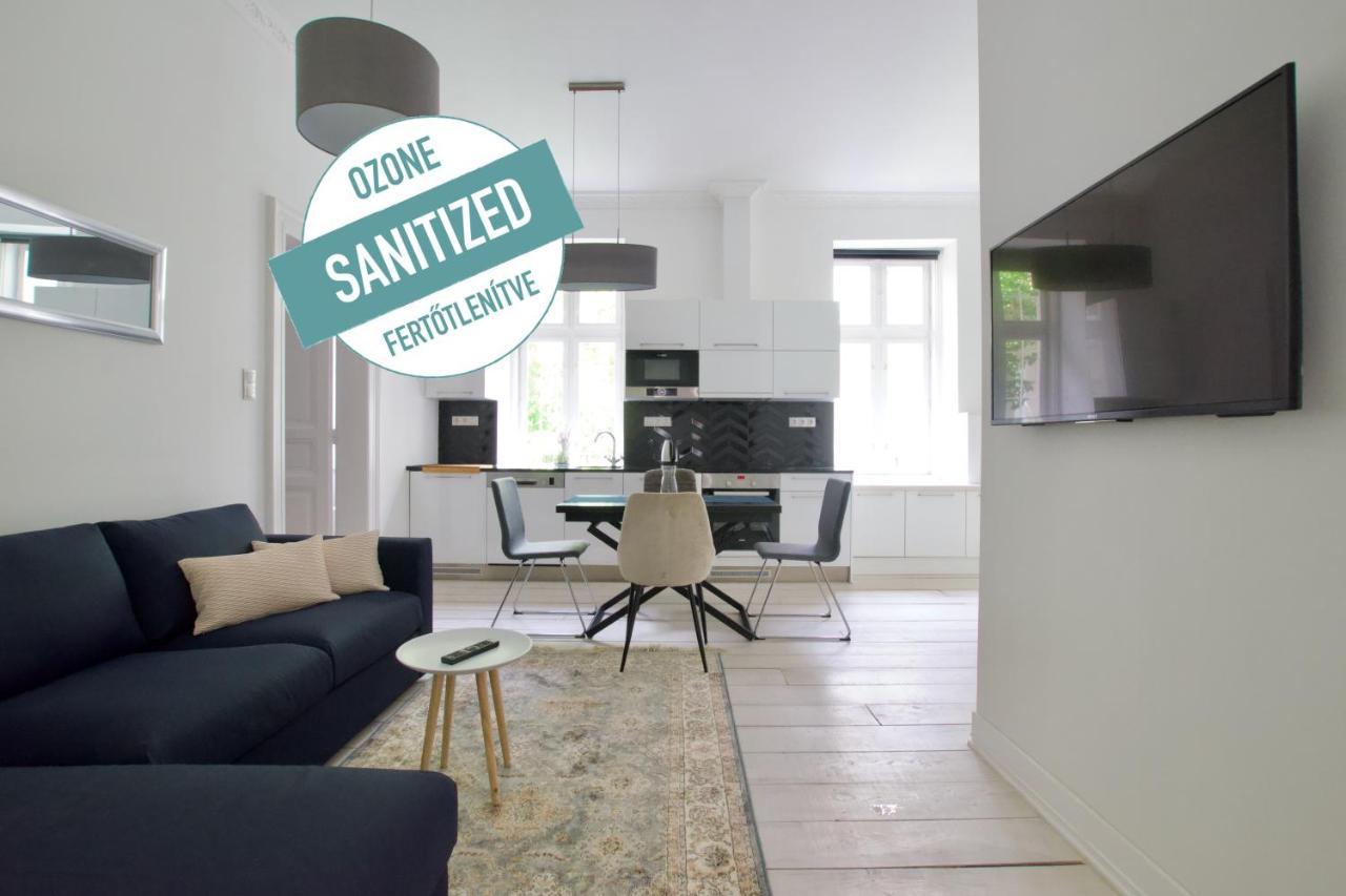 Luxury Apartment By Hi5 - Oktober 6 Street Βουδαπέστη Εξωτερικό φωτογραφία