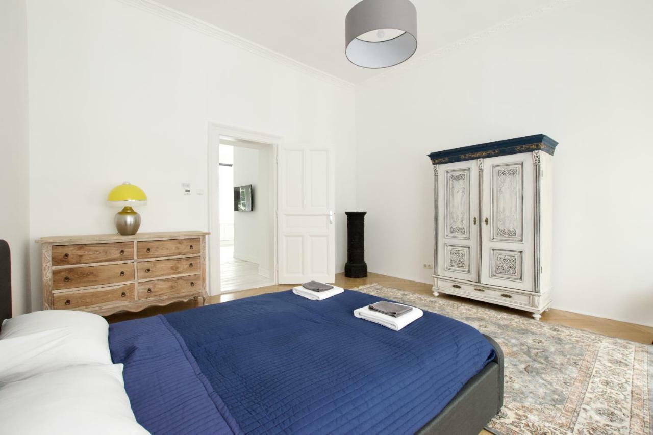Luxury Apartment By Hi5 - Oktober 6 Street Βουδαπέστη Εξωτερικό φωτογραφία